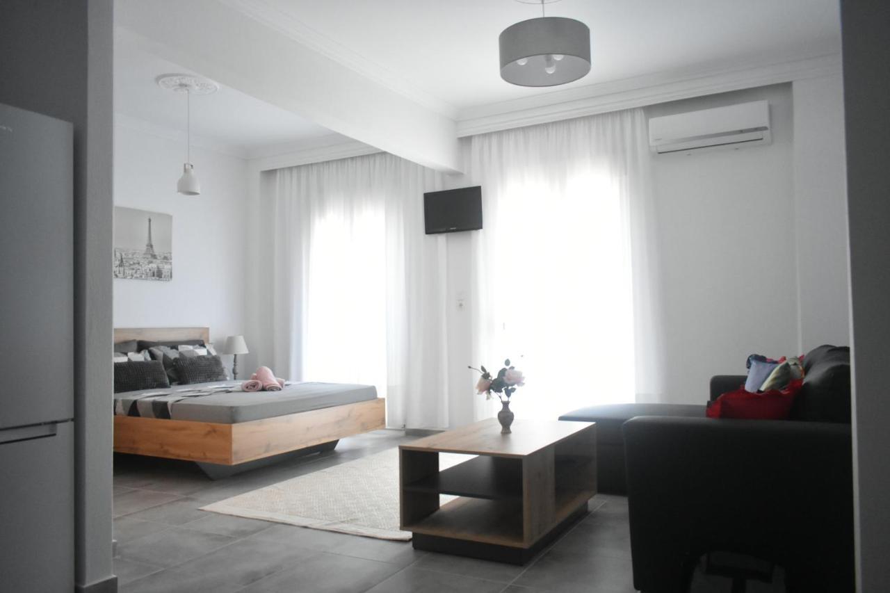 Seaside Apartments Nea Irakleia Exterior photo