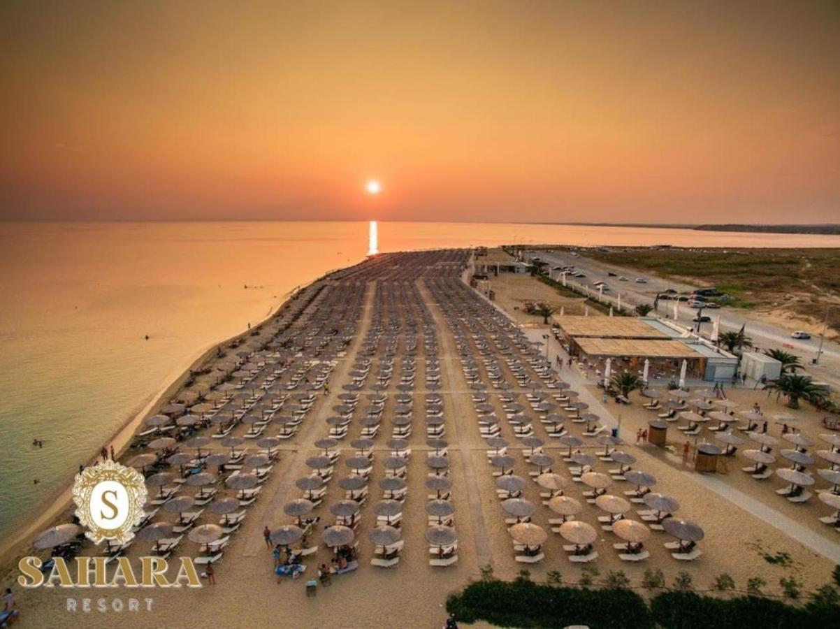 Seaside Apartments Nea Irakleia Exterior photo