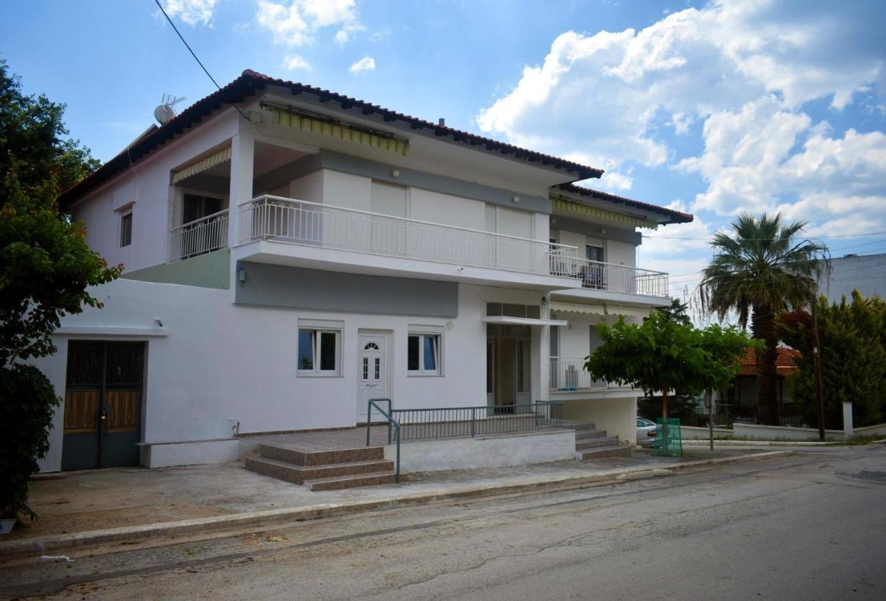 Seaside Apartments Nea Irakleia Exterior photo