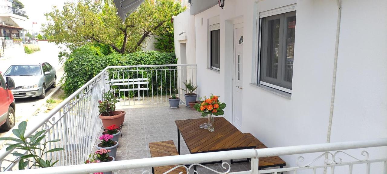 Seaside Apartments Nea Irakleia Exterior photo